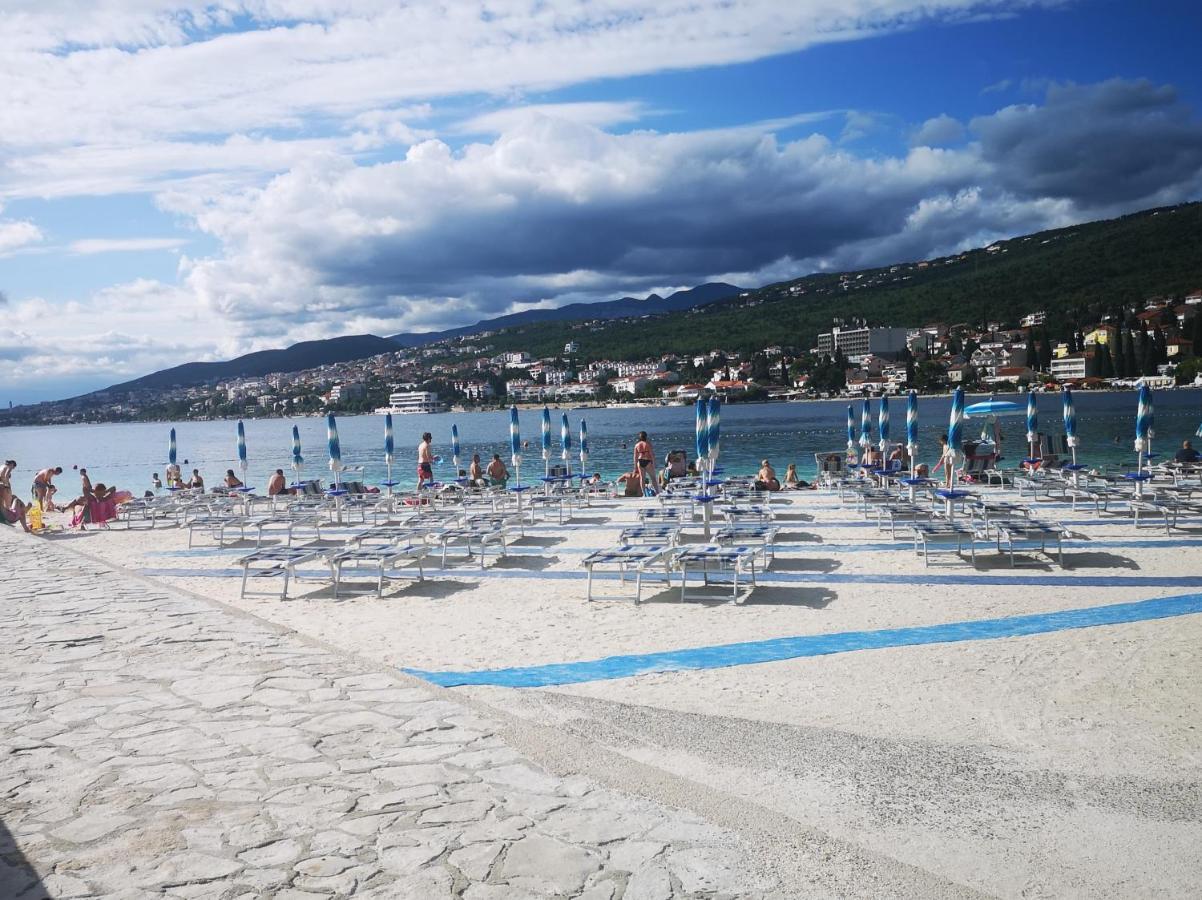 Apartmani Magas Selce Exterior photo