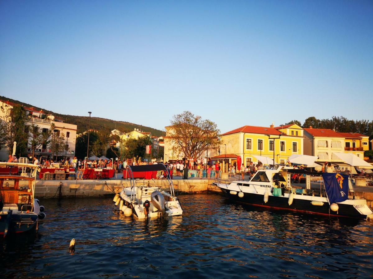 Apartmani Magas Selce Exterior photo